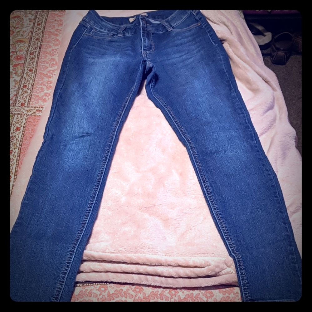 Blue spice juniors high waisted jeans